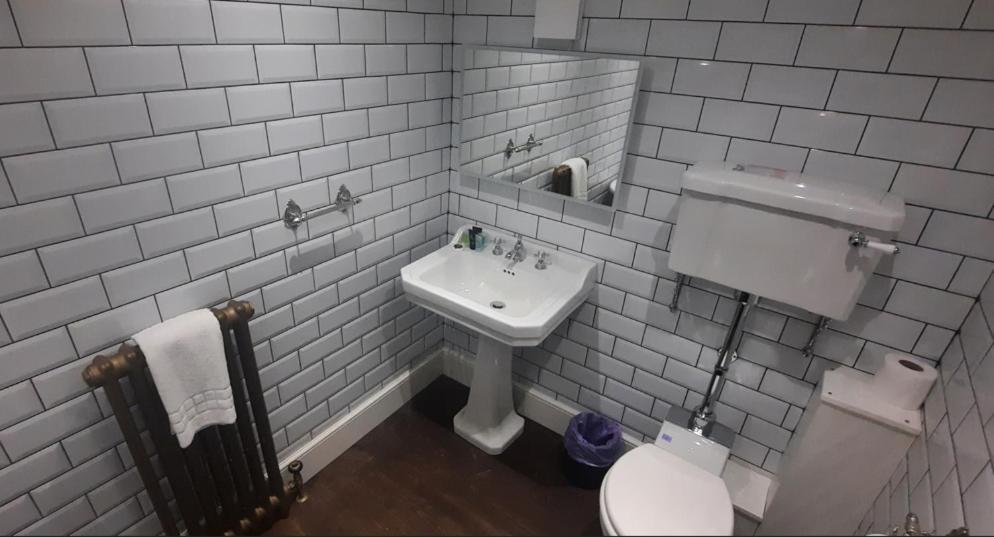 Oakhill Hotel Матлок Екстериор снимка